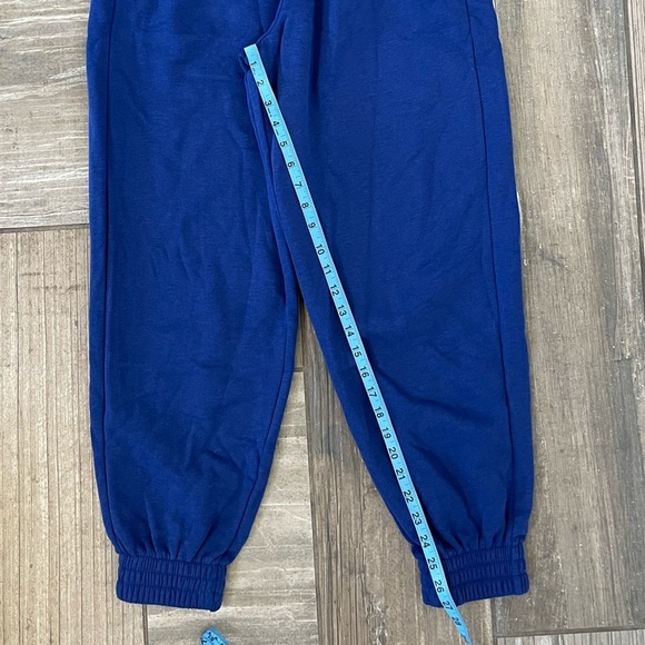 Adidas ESSENTIALS WARM GOLDEN LOGO PANTS size small - Picture 10 of 10